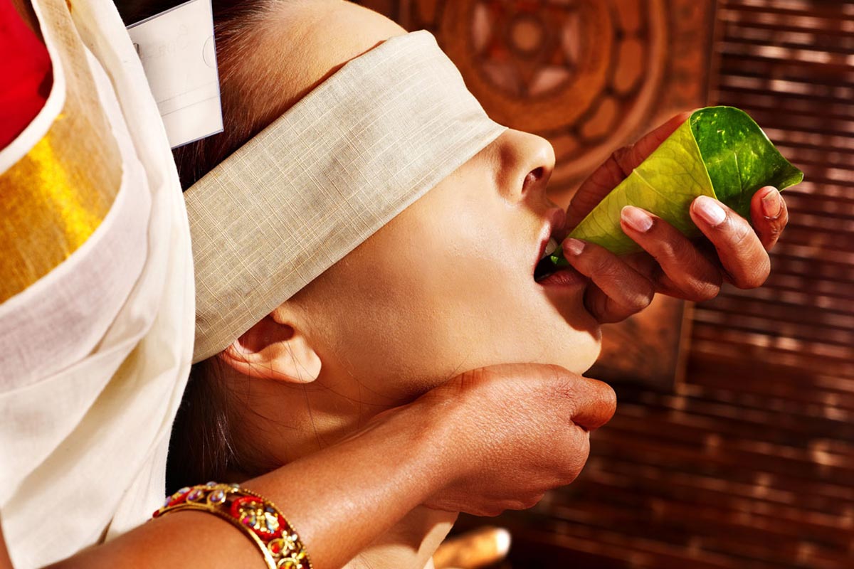 kizhi ayurvedic treatment massage